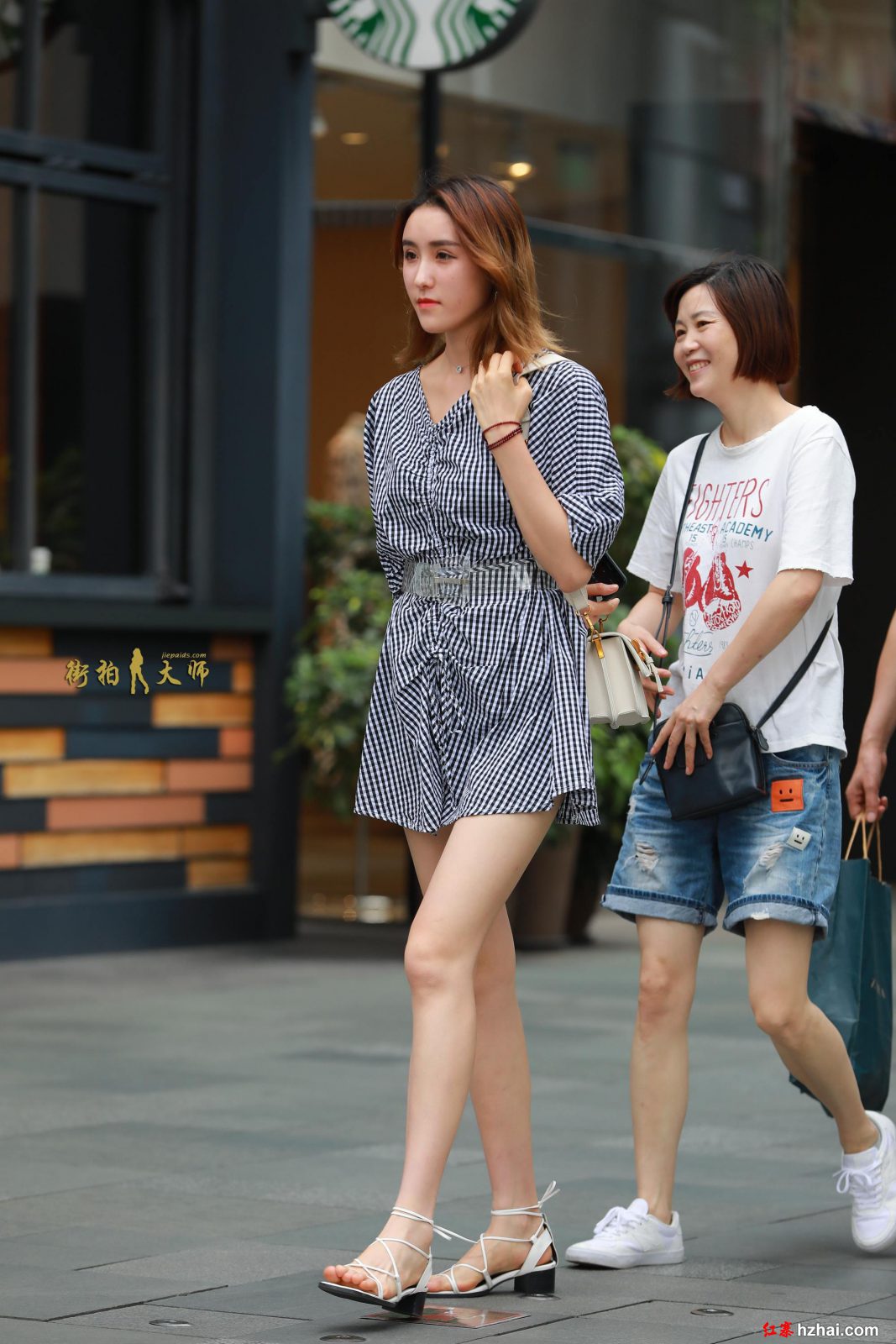 001738lf553m5oo5csc4oj.jpg